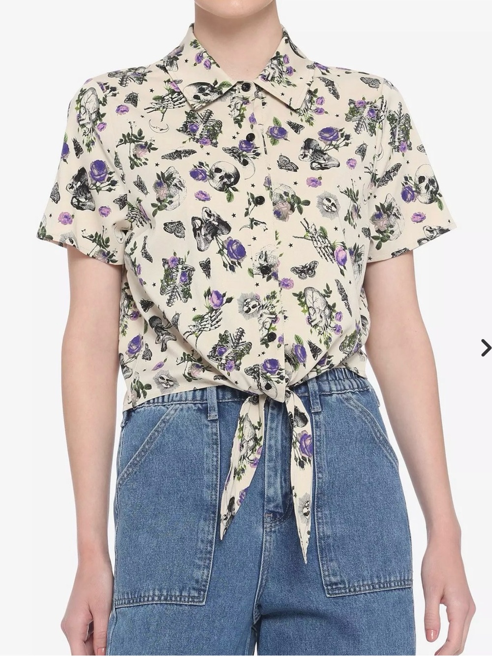 Torrid Bones & Flowers Tie-Front Woven Button-Up size 2 
Pre owned great conditi